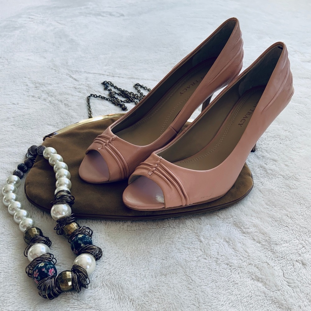 Ellen Tracy Light Pink Open Toe Heels